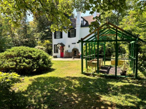 New! Historic 4b4b Beautiful Home In Bala Cynwyd